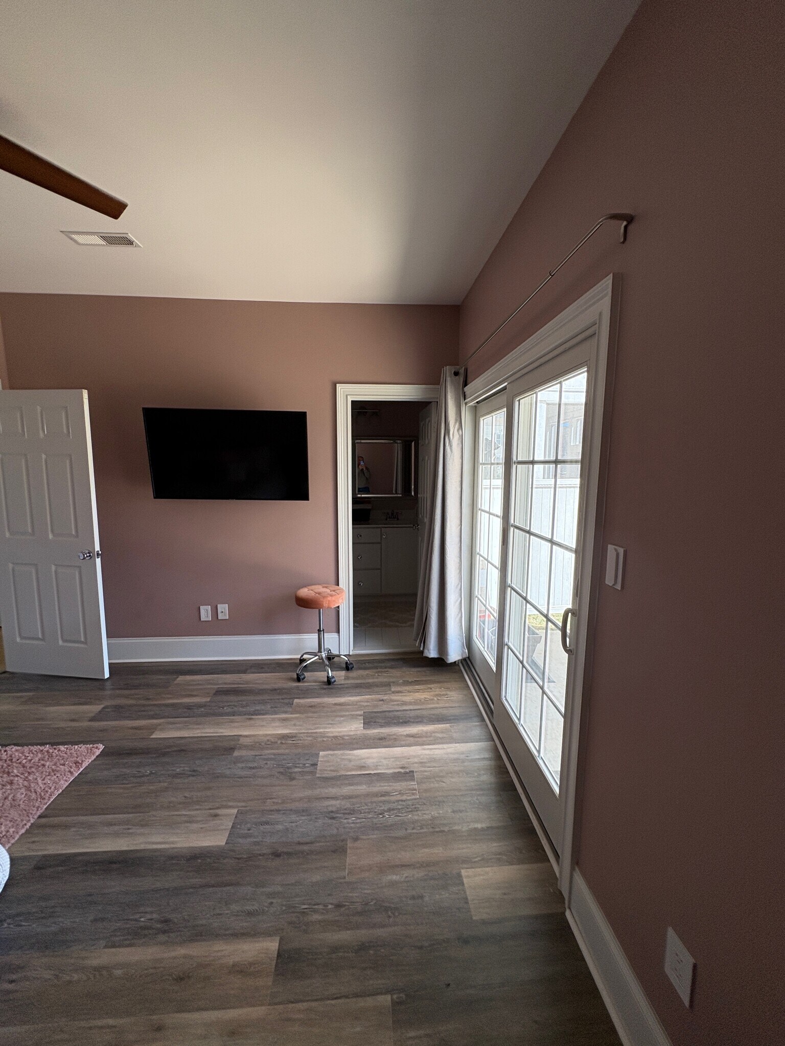 Bedroom 2 Floor 1 - 18879 Bethpage Dr