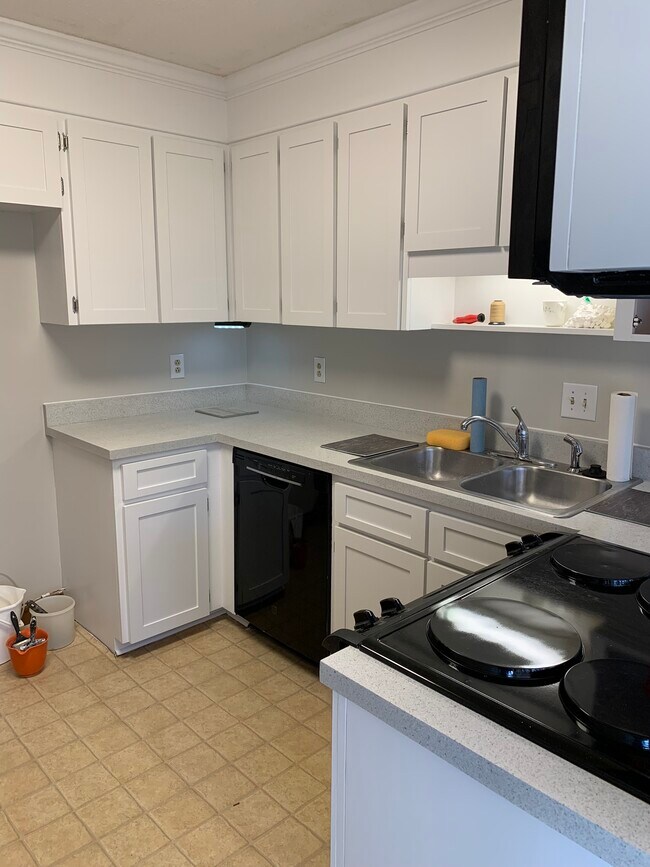 Building Photo - 7504 Milestone Ct