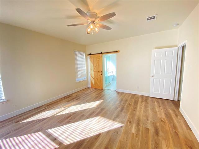 Building Photo - 1622 Mineral Springs Dr