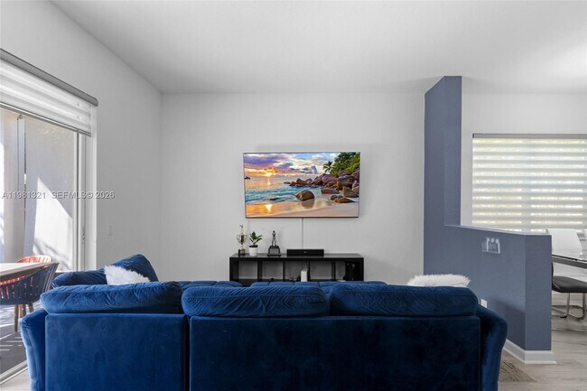 Building Photo - 625 Bald Cypress Rd