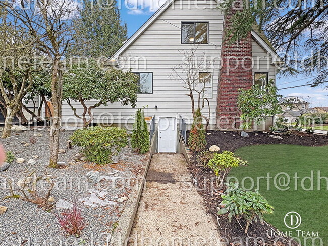 Primary Photo - 1019 N Proctor St