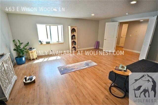 Building Photo - Stunning 6 Bedroom Fort Union Home! No Dep...