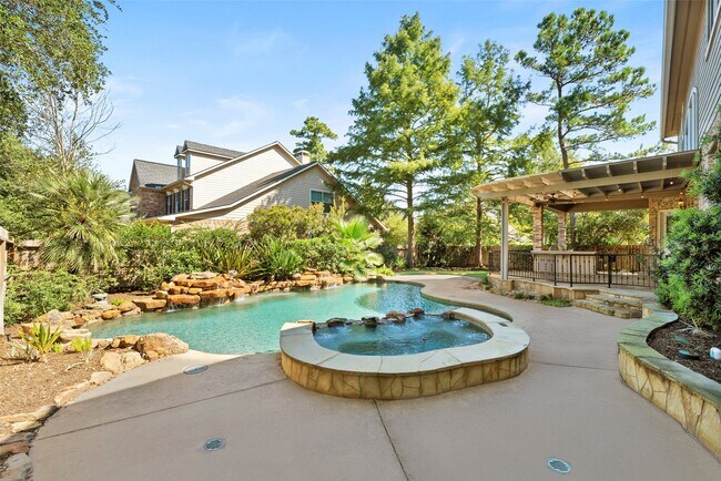 Building Photo - 118 Cezanne Woods Dr