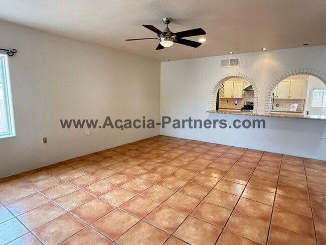 Building Photo - Spacious Four Bedroom Home