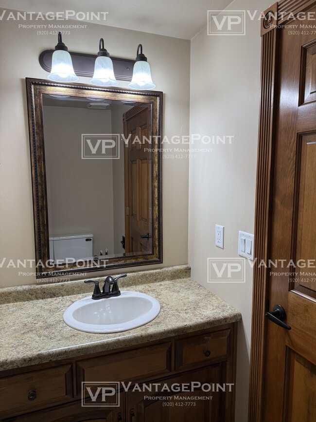 Building Photo - 3121 Squire Ct
