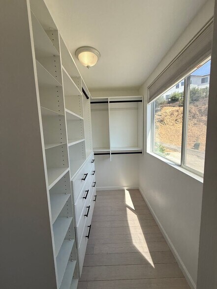 Building Photo - Charming Highland Park Retreat | Spacious 3BD/3BA on a Cul-de-Sac