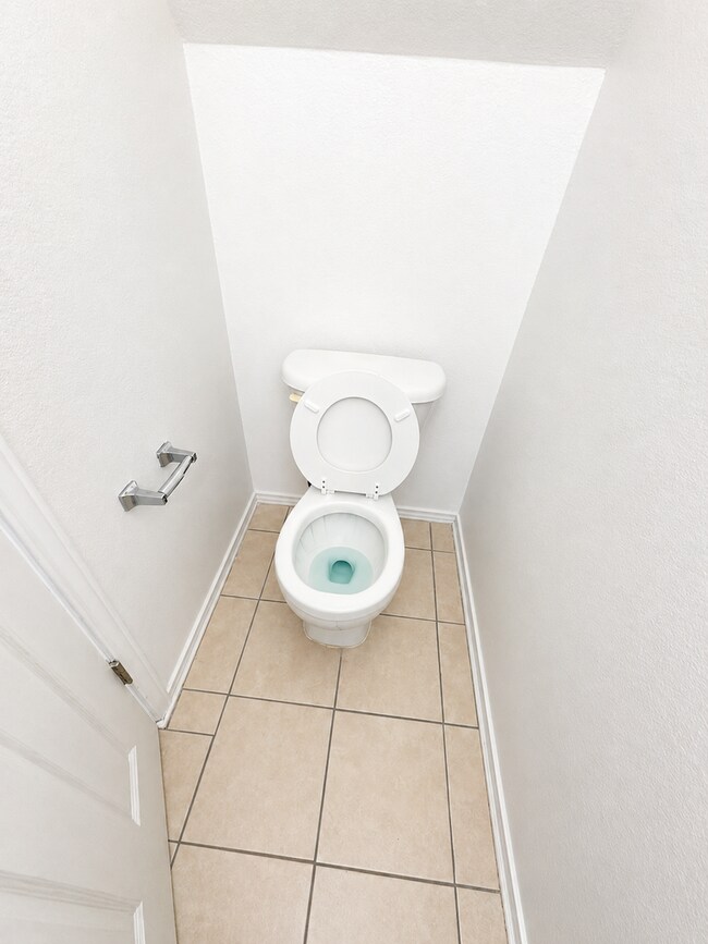 Building Photo - 3601 Malibu Ln