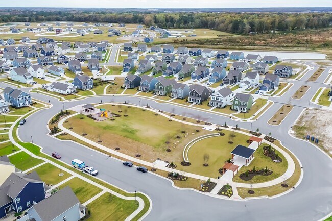 Building Photo - 302 Lydia St