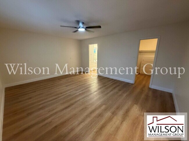 Building Photo - 2535 S Glen Eagles Dr