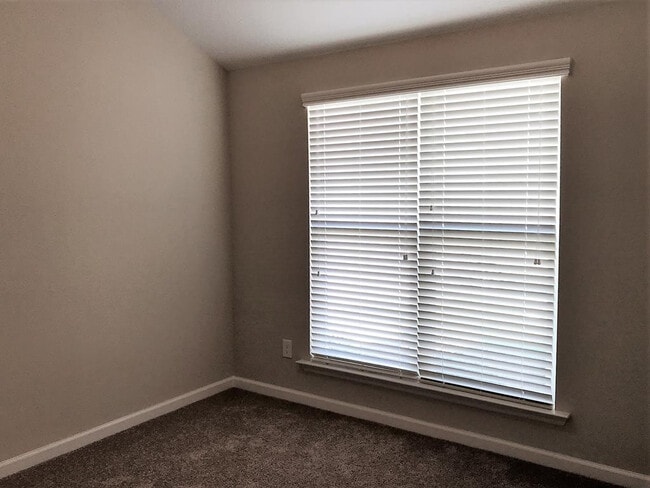 Building Photo - 5154 Copse Dr