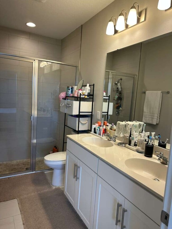 Building Photo - 754 Cherry Elm Dr
