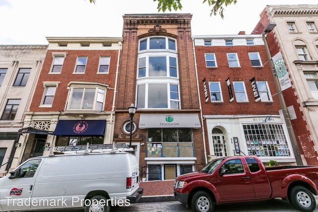 Building Photo - 411 N Charles St