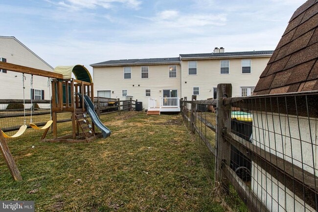 Building Photo - 613 Candlestick Ln