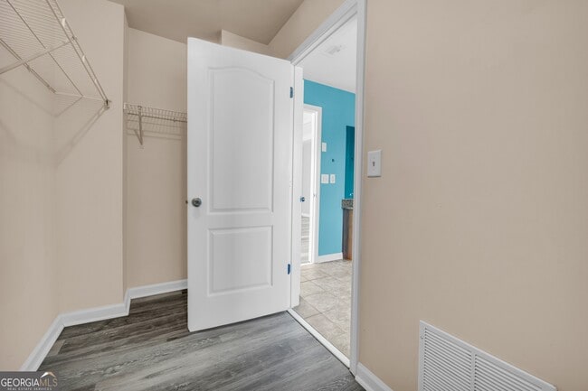 Building Photo - 816 Kaitlyn Dr