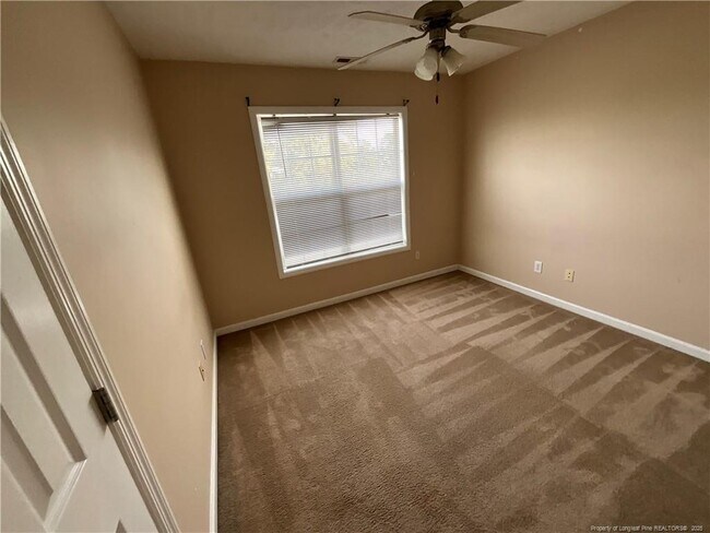 Building Photo - 2460 Saltwood Rd