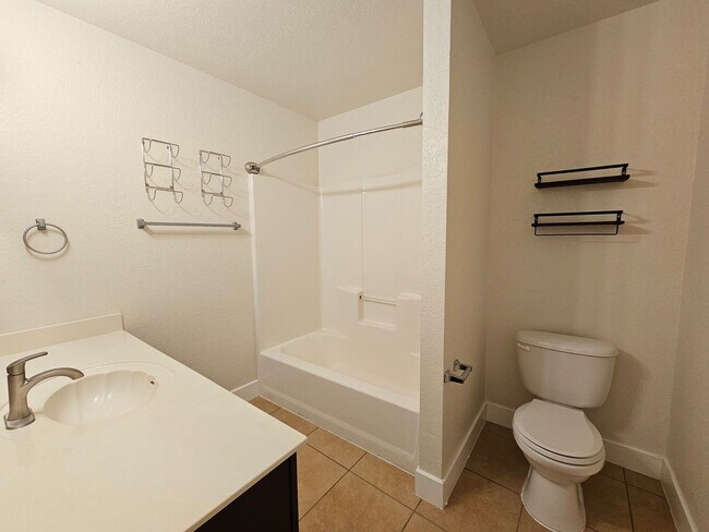 Building Photo - 5106 Holster Dr