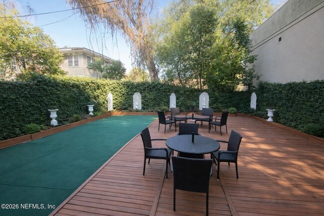 Building Photo - 1613 King St