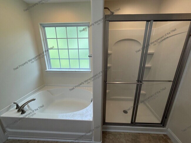 Building Photo - 3821 Marble Dr