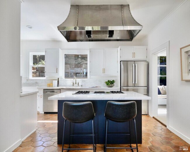 Building Photo - Gorgeous Sausalito Grand Craftsman Home w/...