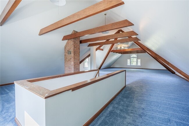 Building Photo - 257 Averill Ave