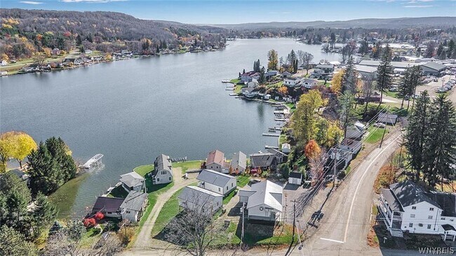 Building Photo - 3197 Elton Rd