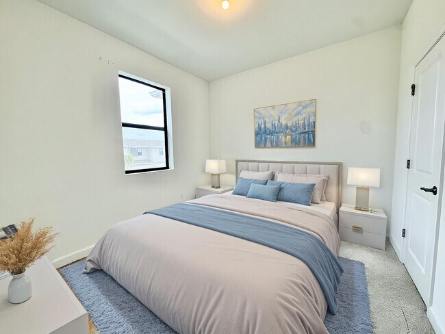 Building Photo - 14122 SW Thorens Dr