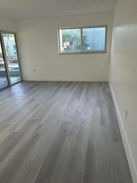 Building Photo - 11163 NW 7th St