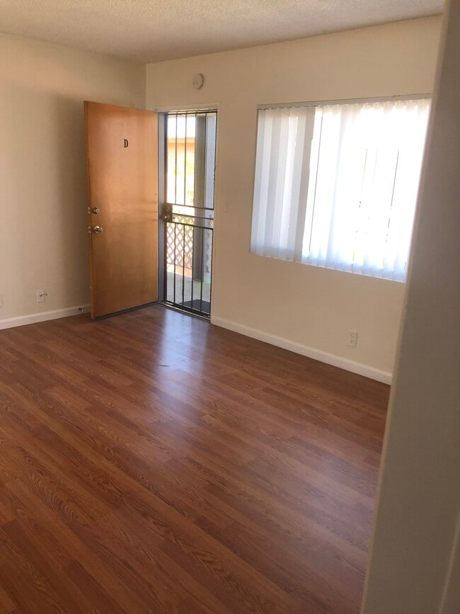 Building Photo - 11828 Eucalyptus Ave