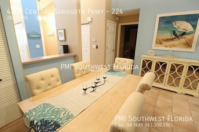 Building Photo - 4260 Central Sarasota Pkwy