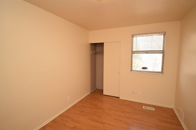 Building Photo - 4277-4279 S 1350 E