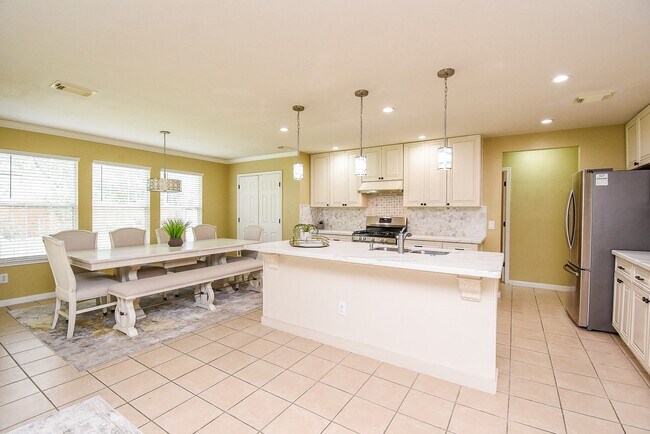 Building Photo - 19822 Breezy Cove Ct