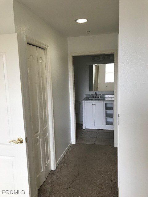 Building Photo - 8450 Kingbird Loop