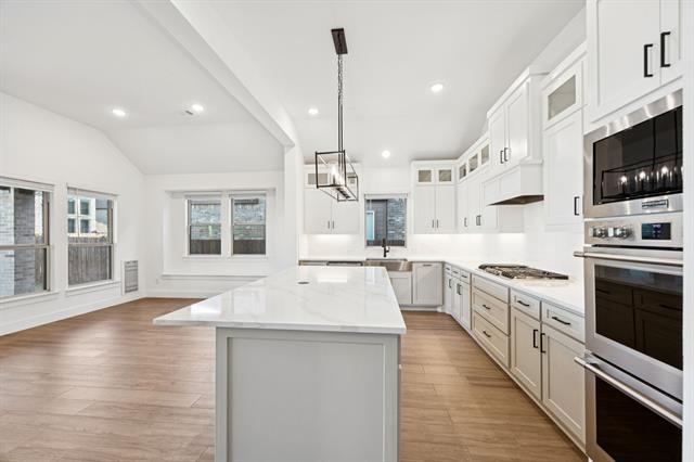 Building Photo - 1415 Woodpecker Ln