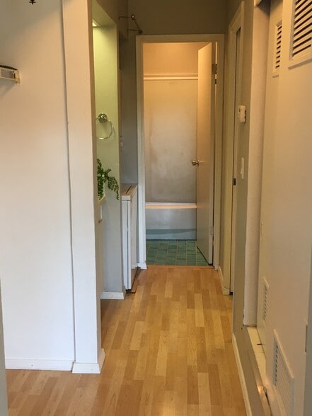 Building Photo - 1771 Broadway St