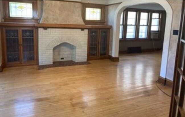 Primary Photo - 3151 S Mabbett Ave