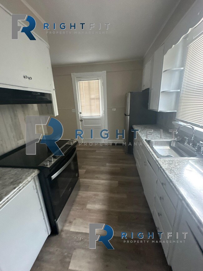 Building Photo - Charming 2 Bedroom Home in Dayton