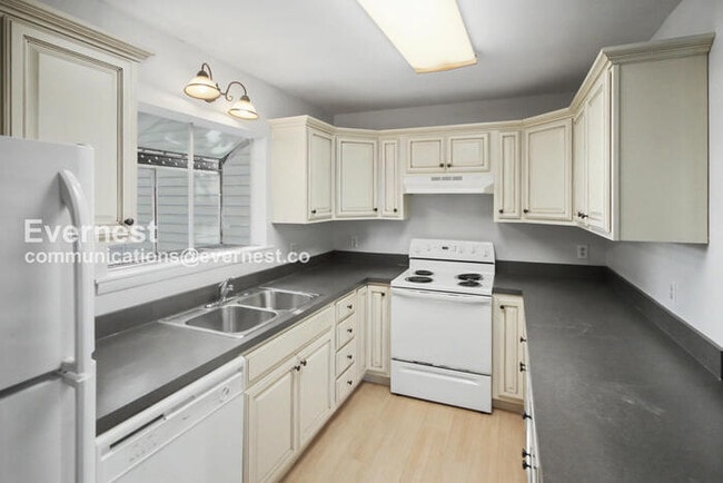 Building Photo - 5710 Brentwood Meadows Cir