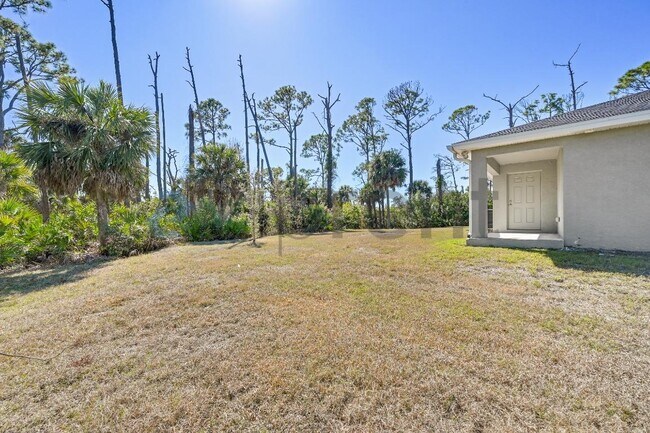 Building Photo - 12009 Henley Ave