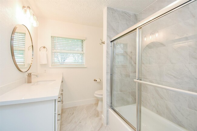 Building Photo - 4947 Cheena Dr