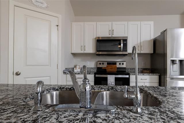 Building Photo - 953 Ben Dr