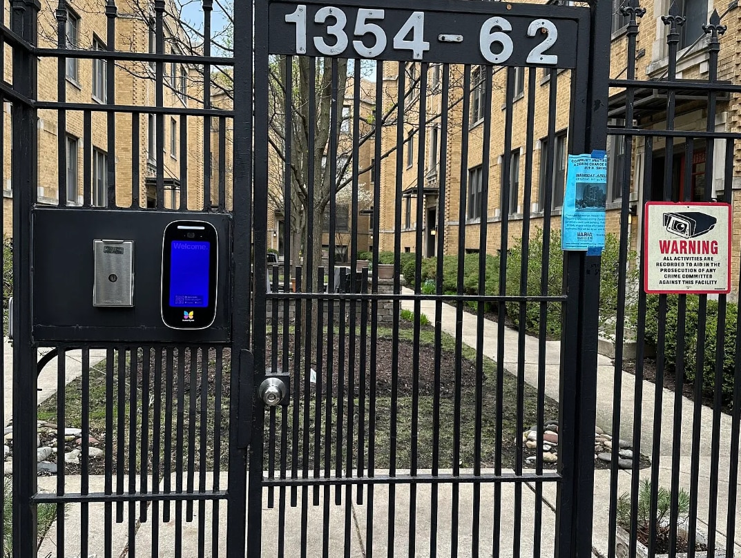 Building Photo - 1360 W Estes Ave