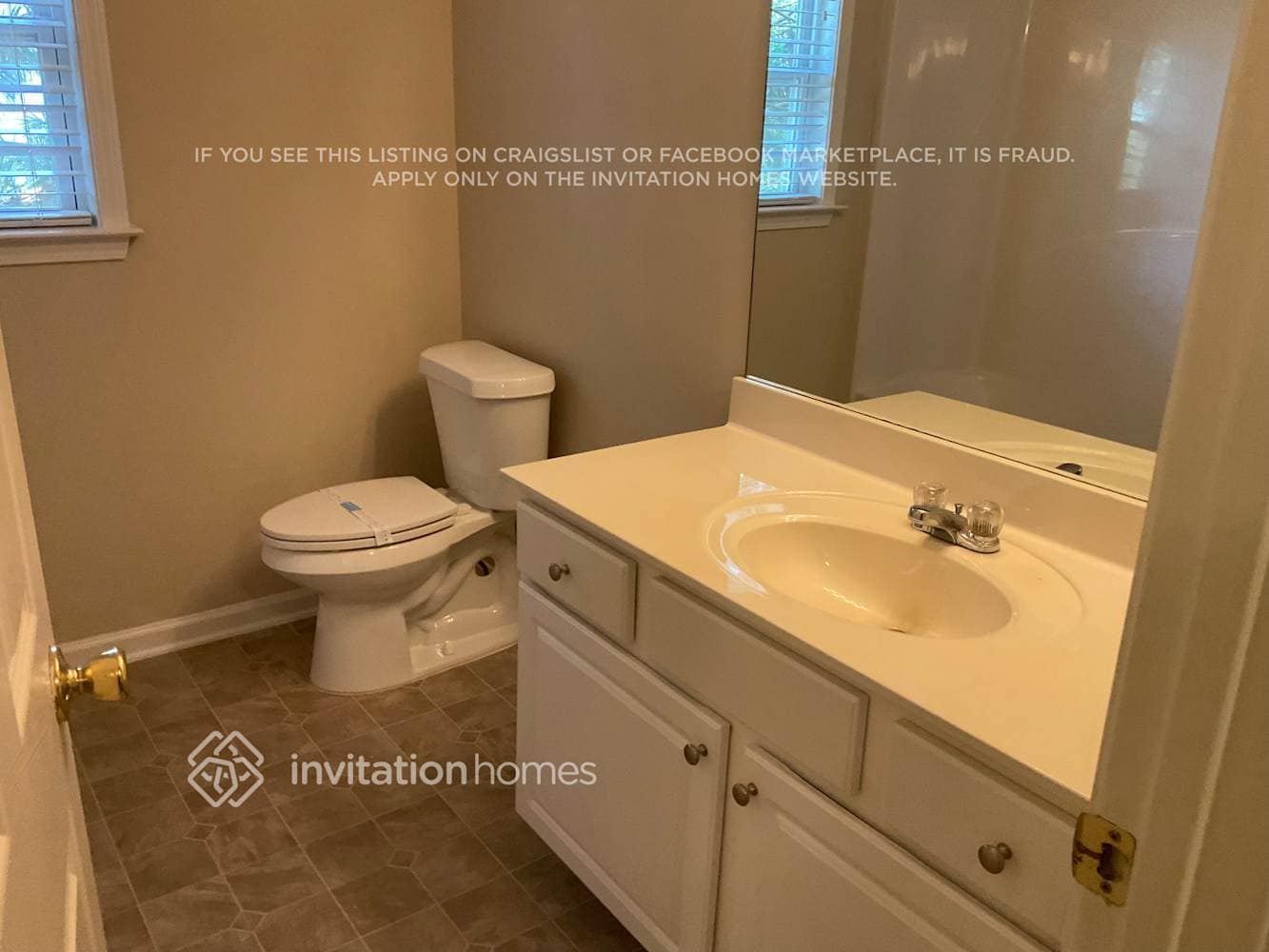 Building Photo - 876 Win West Pointe NE