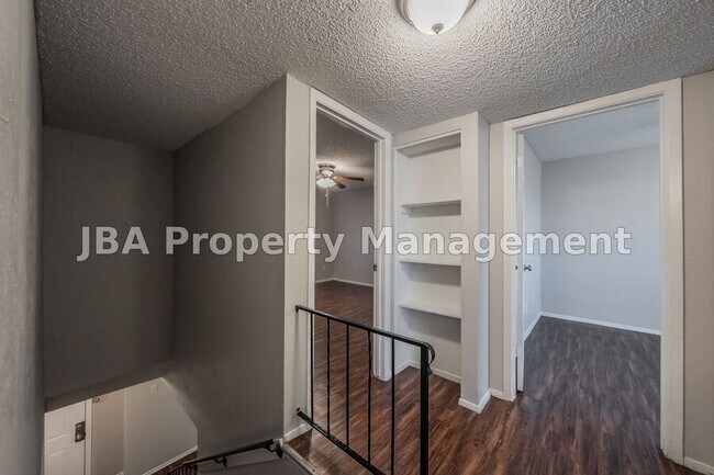 Building Photo - 1770 Farleigh Ct