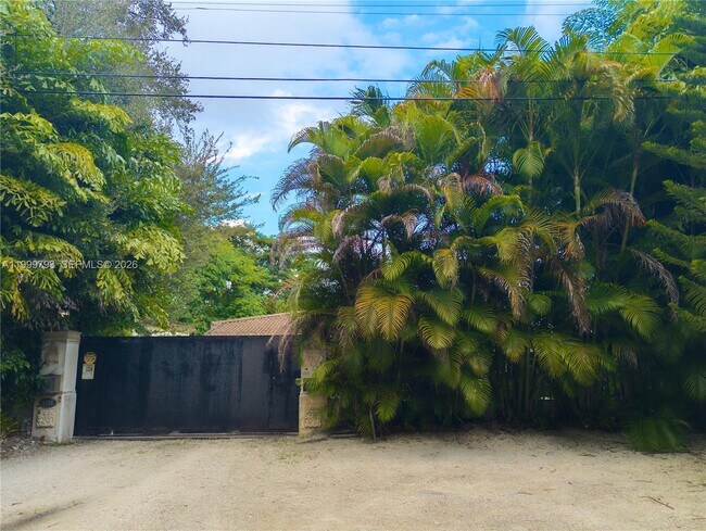 Building Photo - 5781 SW 25th St