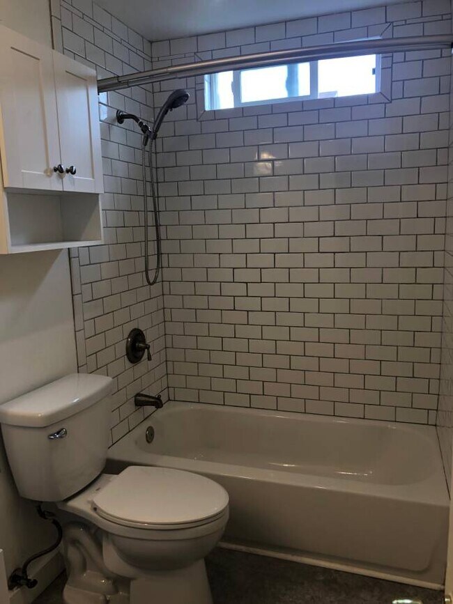 Building Photo - 4121 N Juneau St