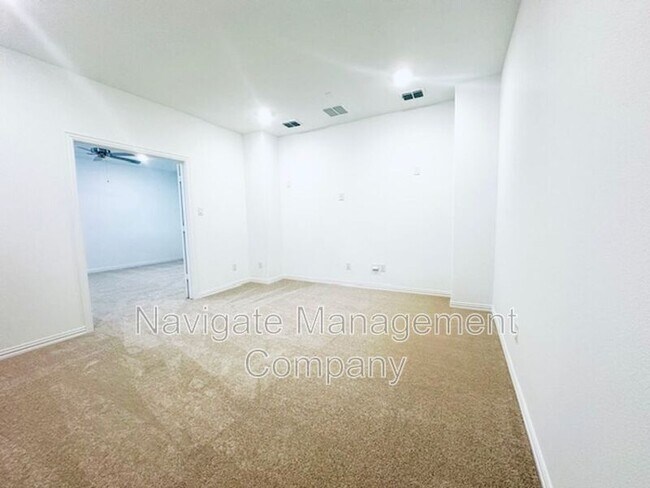 Building Photo - 8212 Buttonwood Wy