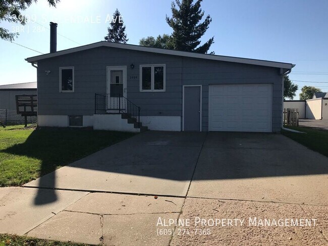 Building Photo - 3 Bed/2 Bath House For Rent!!