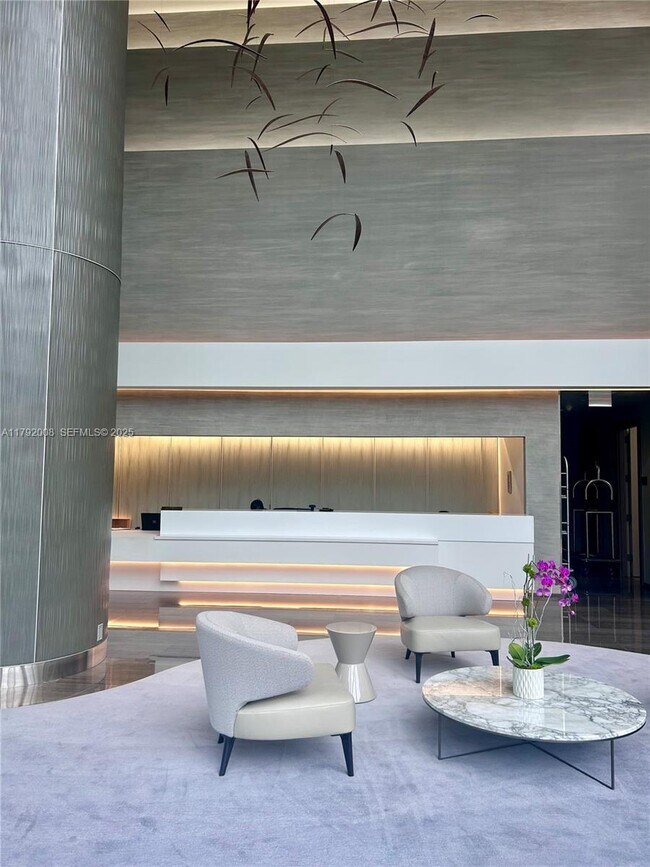 Building Photo - 1830 S Ocean Dr