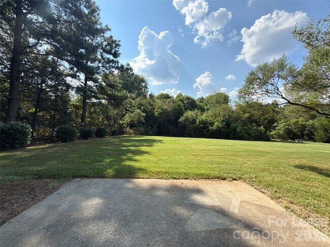 Building Photo - 11907 Red Rust Ln