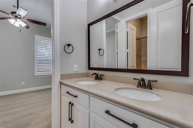 Building Photo - 7301 Avondale Dr